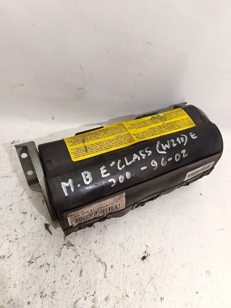 Airbag passageiro MERCEDES-BENZ - ID S_2187