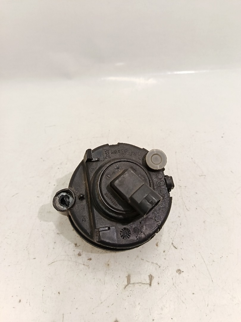 Left front fog light RENAULT Megane I (BA0/1_) Imagem-2