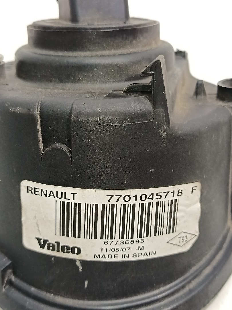 Left front fog light RENAULT Megane I (BA0/1_) Imagem-4