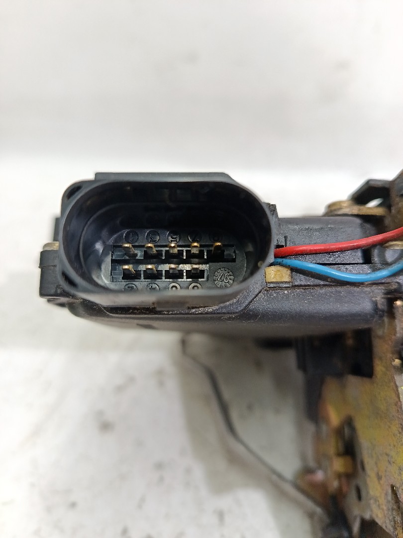 Fechadura / fecho porta frente direito AUDI A6 Avant (4B5, C5) Imagem-2