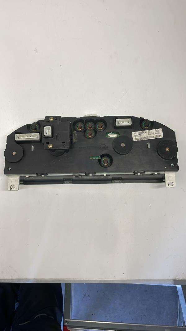 Quadrante / painel de instrumentos NISSAN Almera II Sedan (N16) Imagem-1