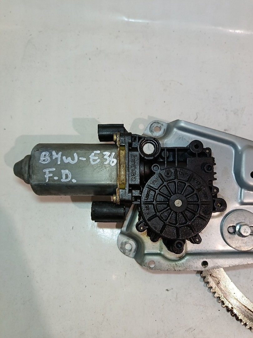 Right front window regulator BMW 3 (E36) Imagem-2