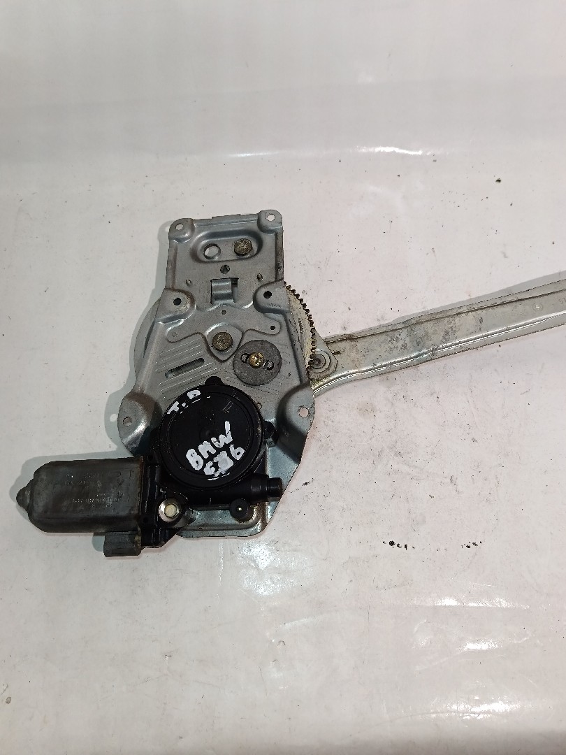 Elevador vidros frente esquerdo BMW - ID S_257