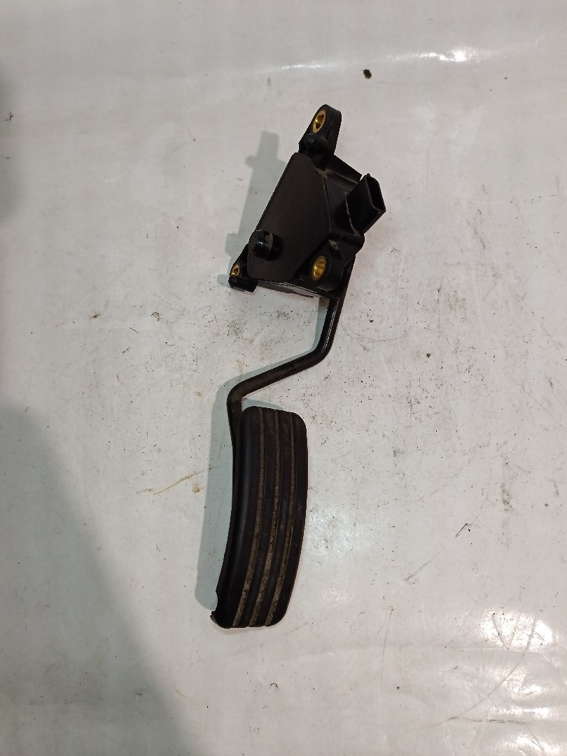 Pedal do acelerador RENAULT - ID S_2676