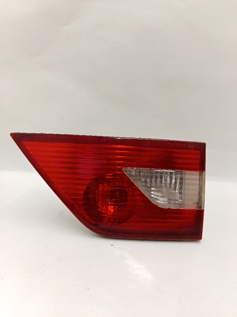 Farolim da mala direito BMW - ID S_2681