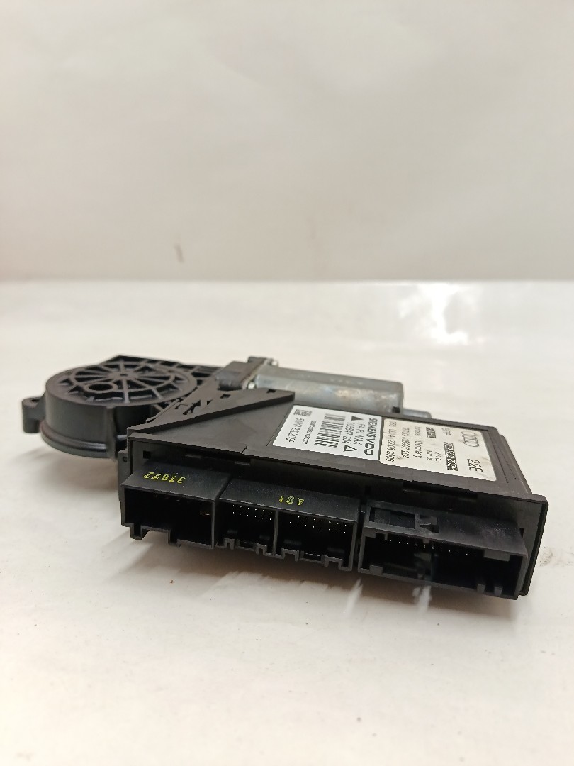 Fechadura / fecho porta frente direito AUDI A4 (8EC, B7) Imagem-1