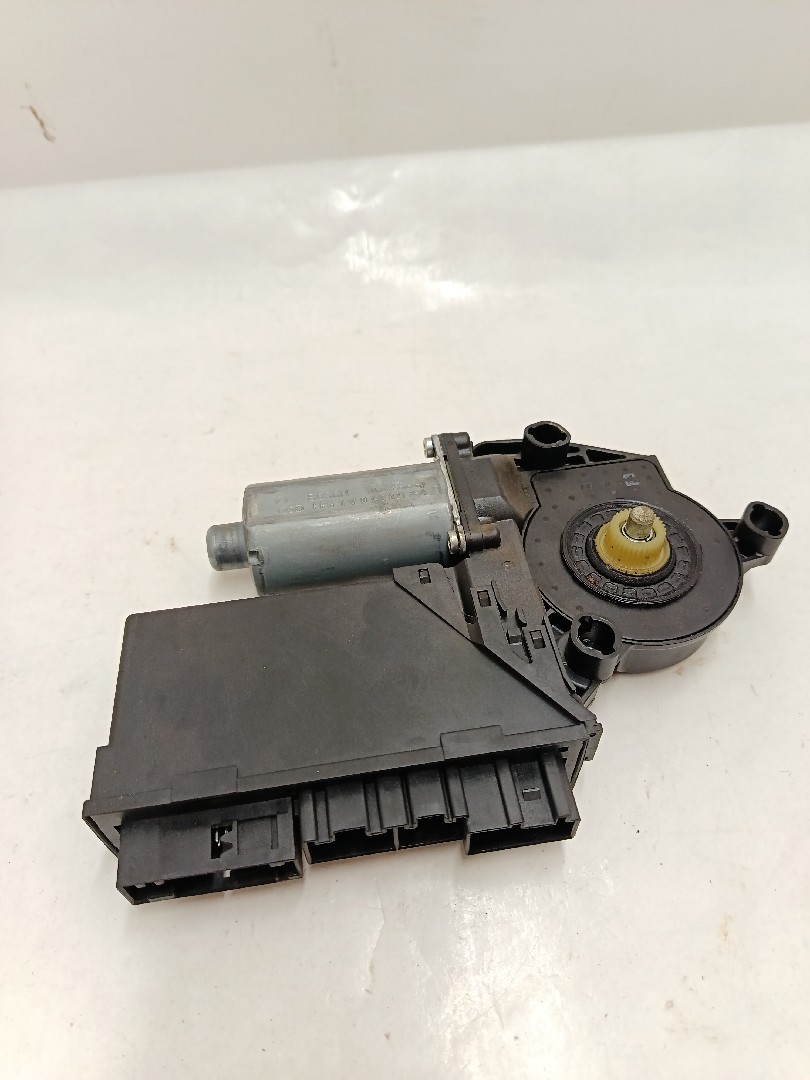 Fechadura / fecho porta frente direito AUDI A4 (8EC, B7) Imagem-3