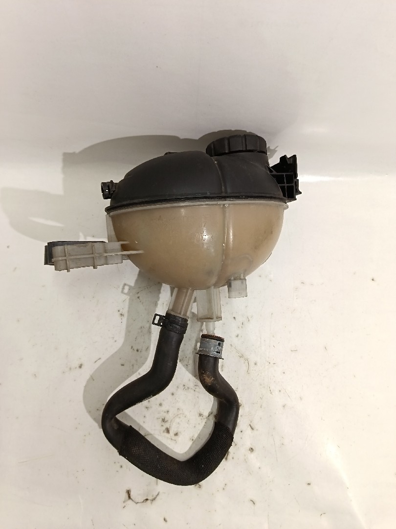 Reservatório / depósito da água / líquido de refrigeração MERCEDES-BENZ Classe C Carrinha (S204) Imagem-1