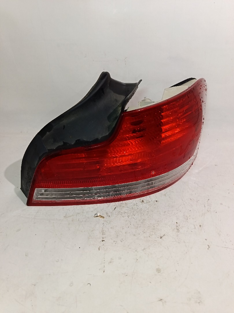 Right Tail light BMW - ID S_3