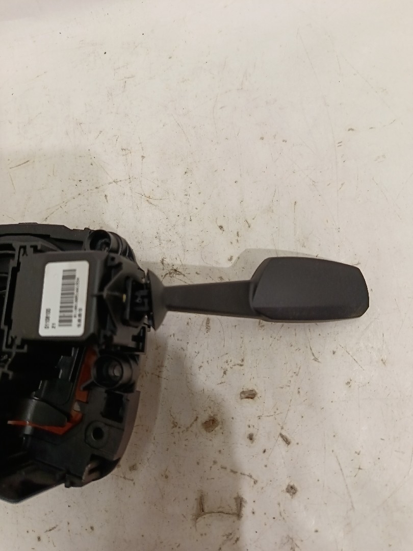 Manípulo do limpa vidros BMW 1 (E87) Imagem-1