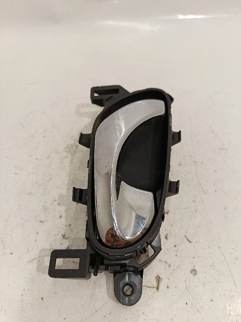 Puxador interior porta trás direito NISSAN Qashqai II (J11) Imagem-2