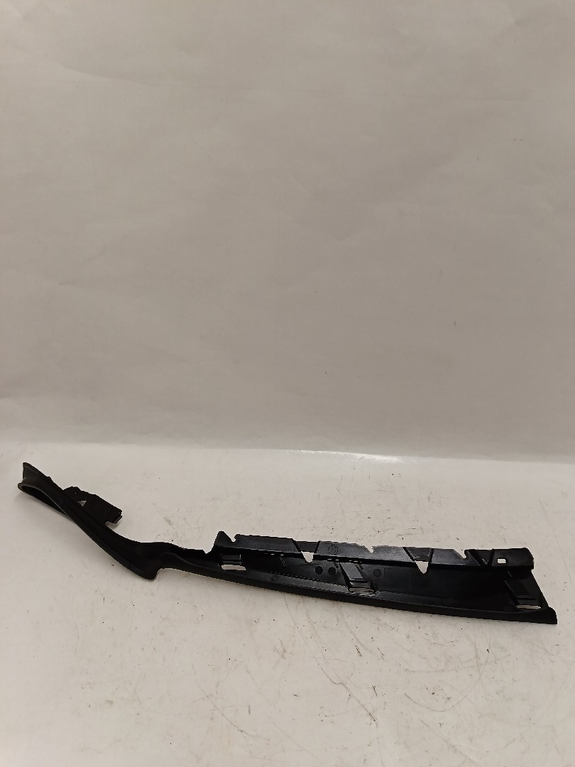 Friso ótica direita BMW - ID S_3175