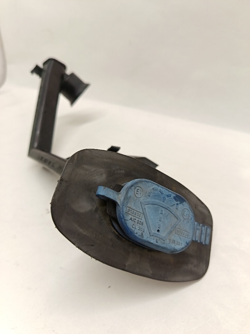 Windshield washer tank MERCEDES-BENZ Classe C Carrinha (S205) Imagem-1