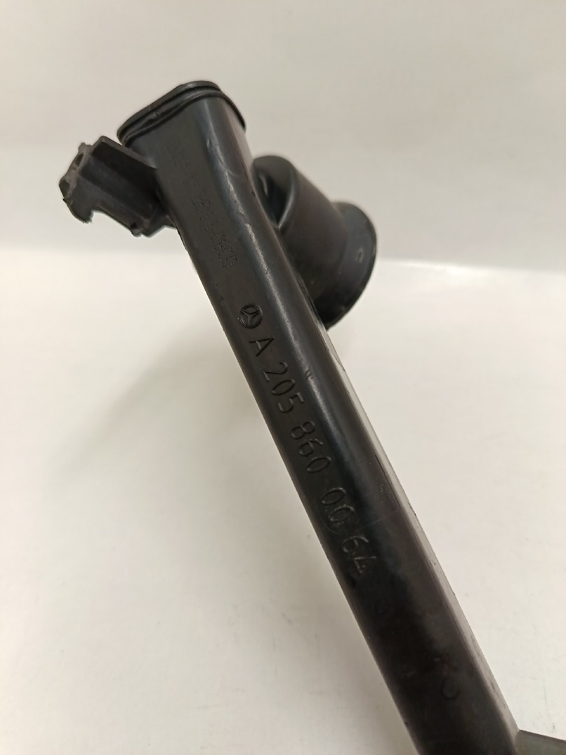 Windshield washer tank MERCEDES-BENZ Classe C Carrinha (S205) Imagem-3