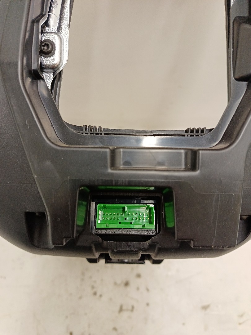 Center console  VOLVO V40 Hatchback Van (525) Imagem-3