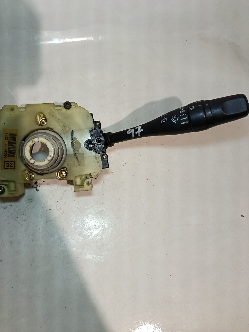 Manípulo do limpa vidros NISSAN Micra II (K11) Imagem-2