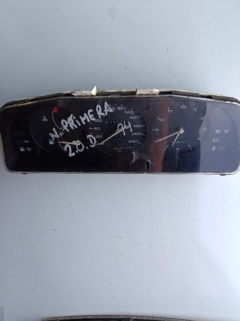 Quadrante / painel de instrumentos NISSAN - ID S_3338