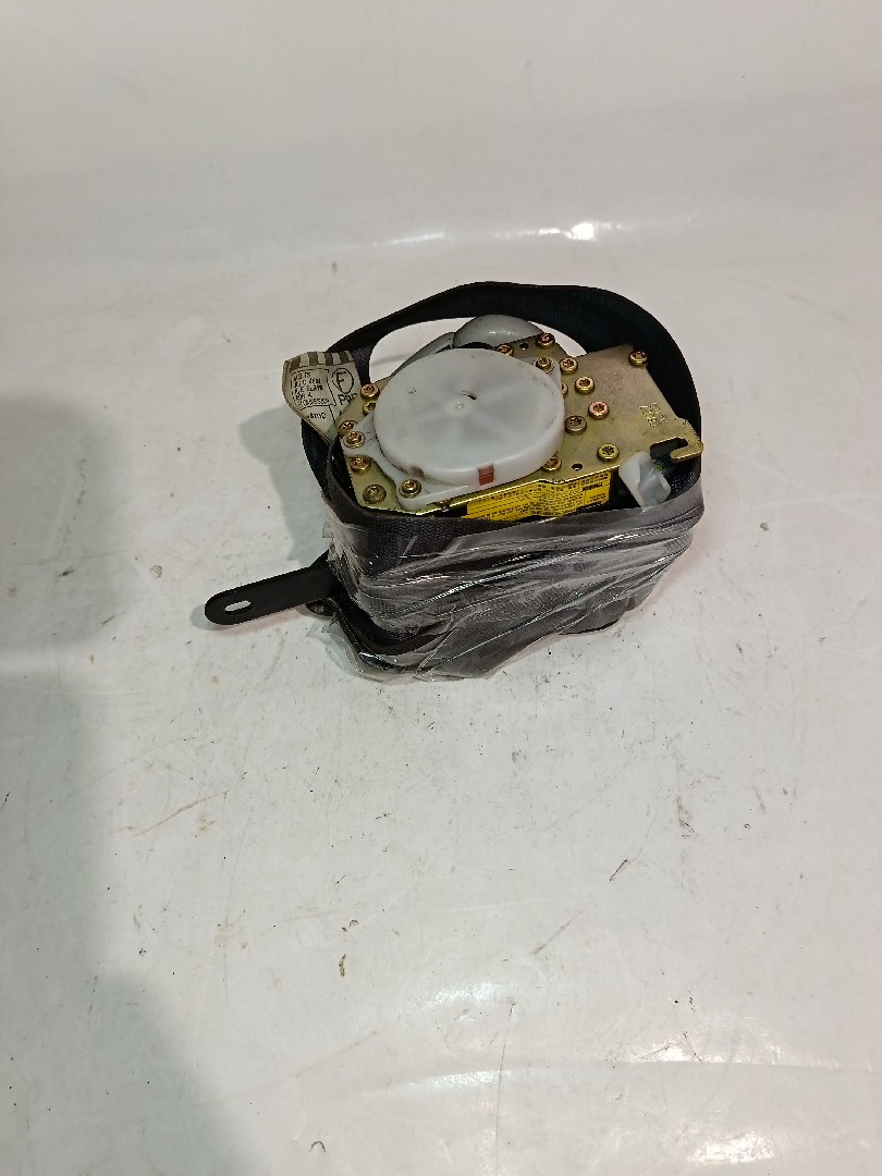 Pré-tensor cinto frente direito TOYOTA Yaris (_P1_) Imagem-1