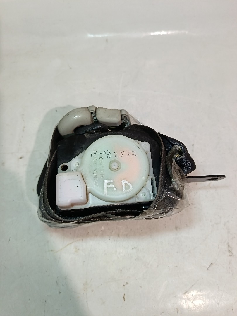 Pré-tensor cinto frente direito TOYOTA Yaris (_P1_) Imagem-2