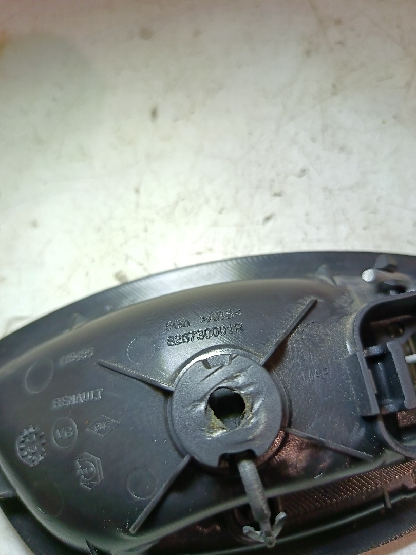 Puxador interior porta frente esquerdo RENAULT Megane III Grandtour (KZ0/1) Imagem-2