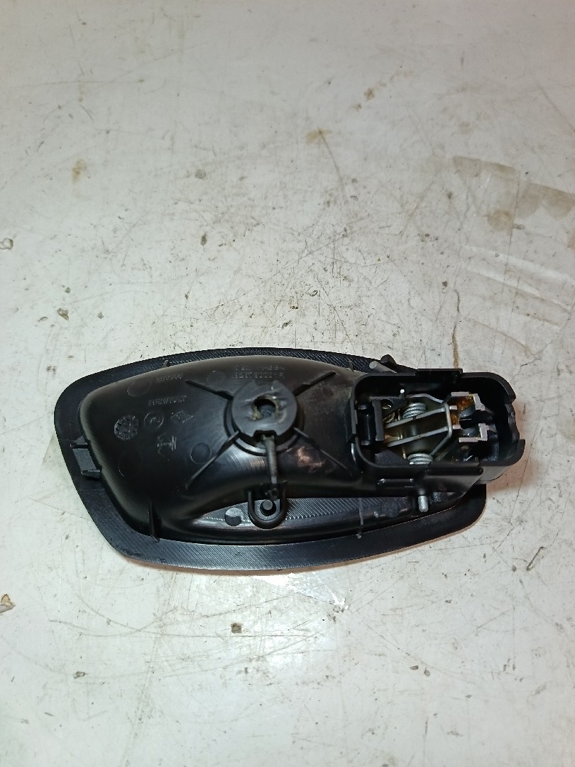 Puxador interior porta frente esquerdo RENAULT Megane III Grandtour (KZ0/1) Imagem-1