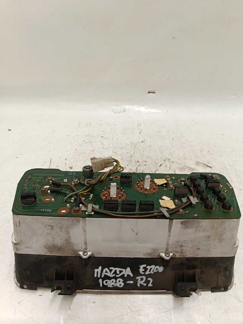 Quadrante / painel de instrumentos MAZDA E-Series Chassis (SD1) Imagem-2