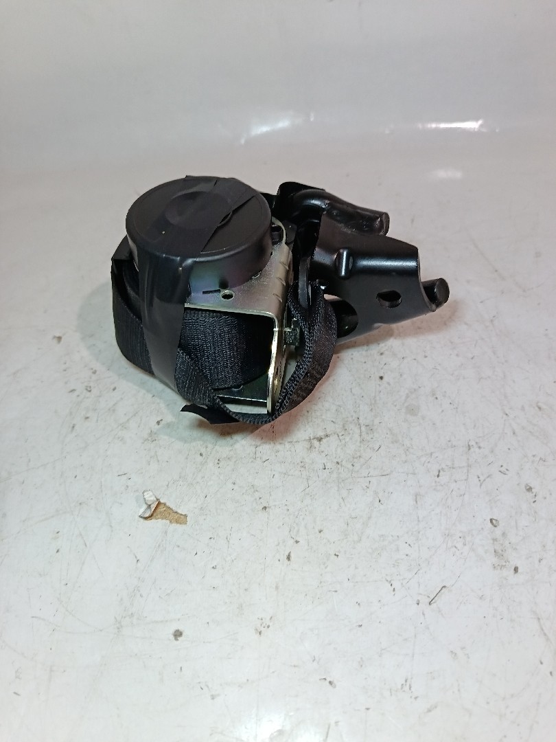 Right rear seatbelt BMW 1 Cabriolet (E88) Imagem-3
