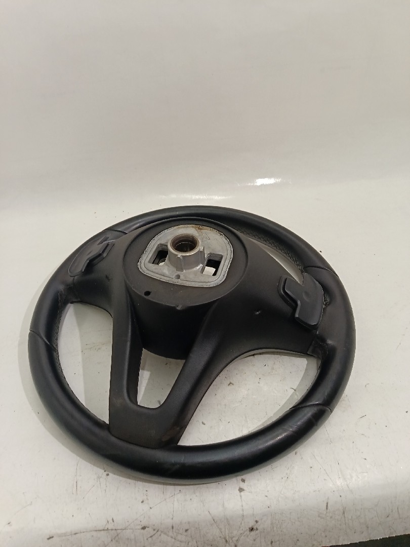 Steering wheel MERCEDES-BENZ Classe C Carrinha (S205) Imagem-1