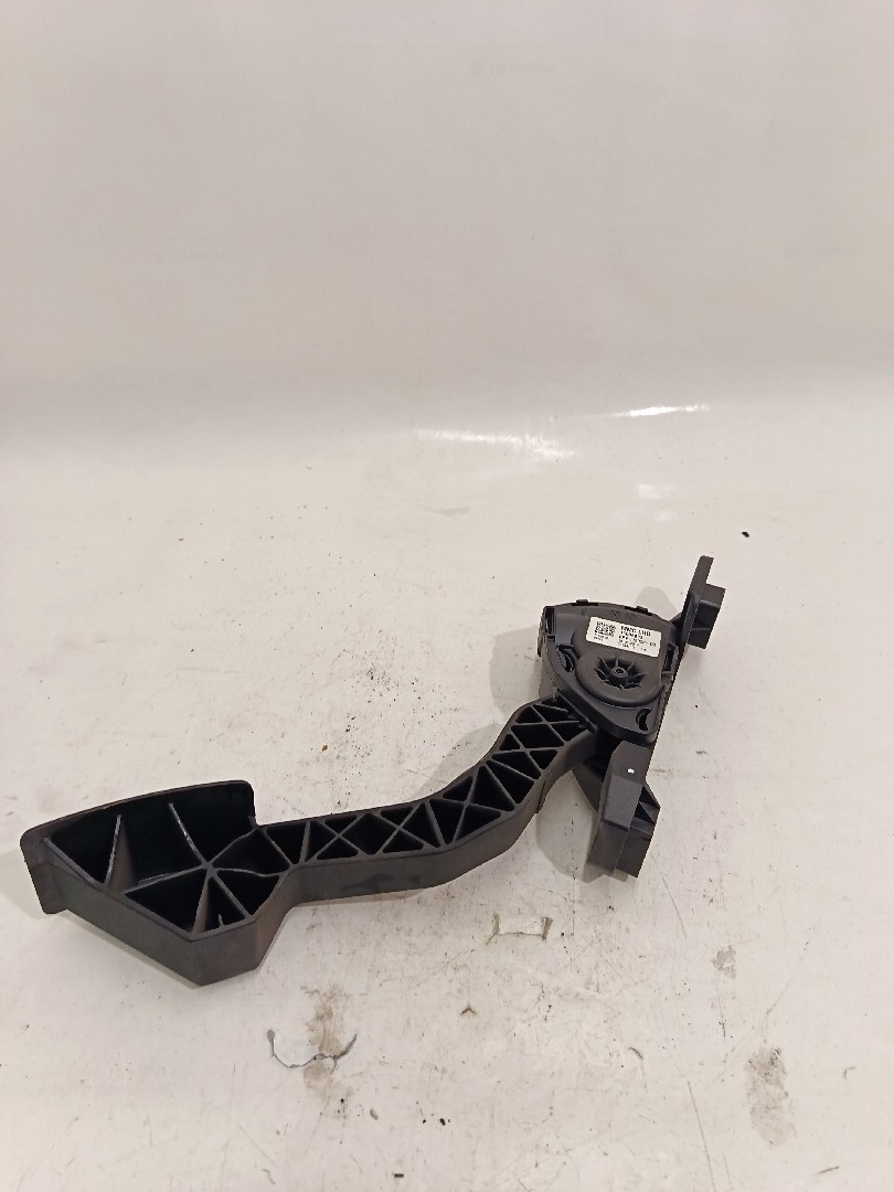 Pedal do acelerador MITSUBISHI - ID S_3646