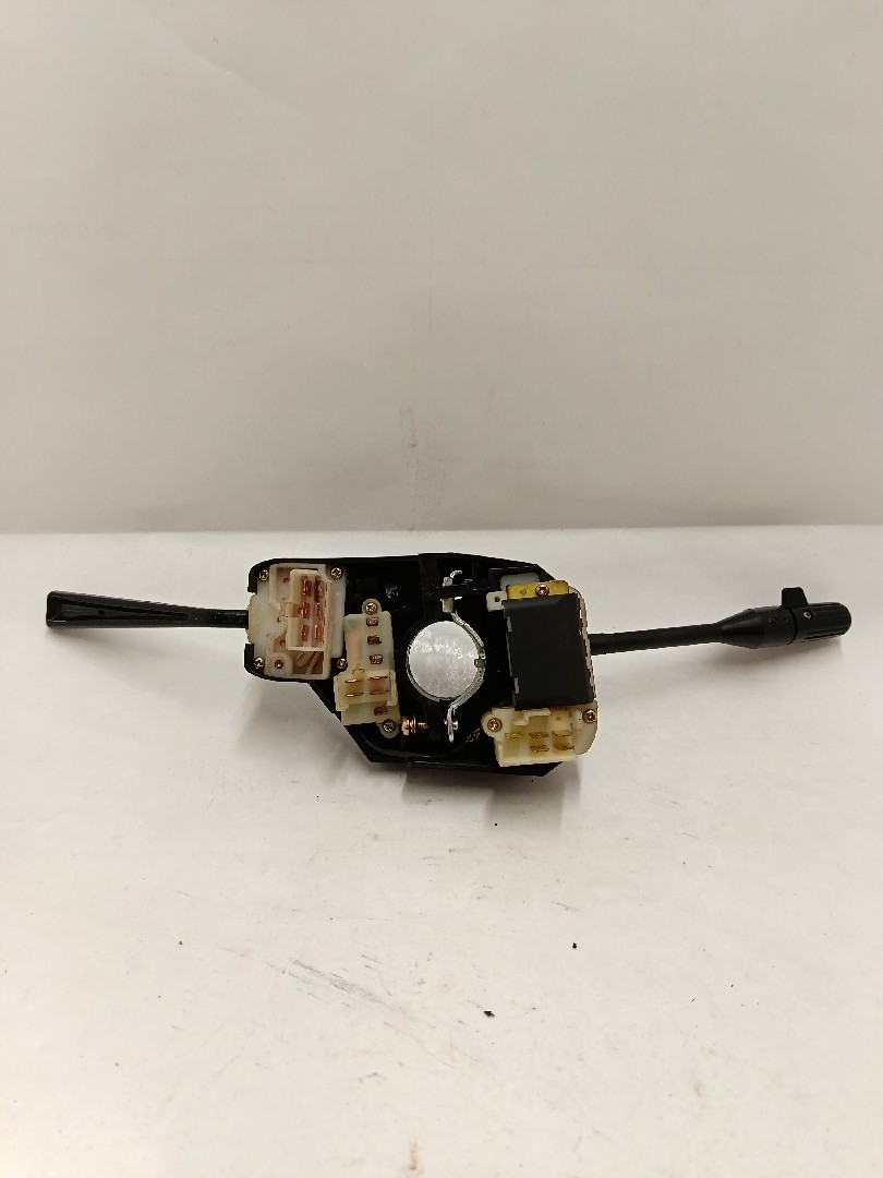 Manípulo do limpa vidros NISSAN Pick Up I (720) Imagem-4