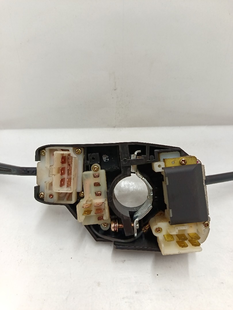 Manípulo do limpa vidros NISSAN Pick Up I (720) Imagem-5