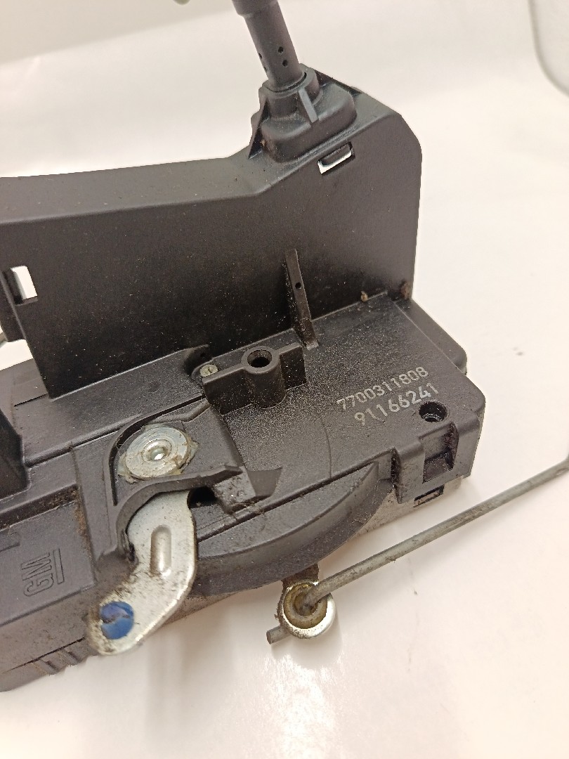 Fechadura / fecho porta frente direito RENAULT Trafic II (FL) Imagem-1