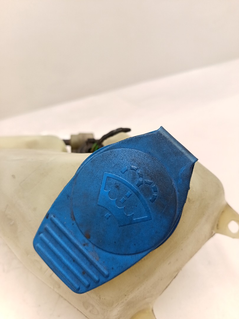 Windshield washer tank VOLKSWAGEN Polo (6N) Imagem-5