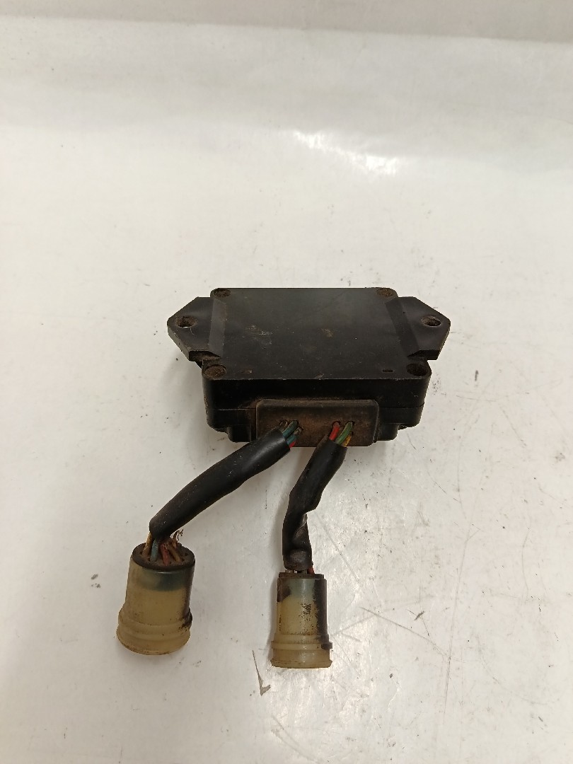 Módulo genérico NISSAN Pick Up I (720) Imagem-4