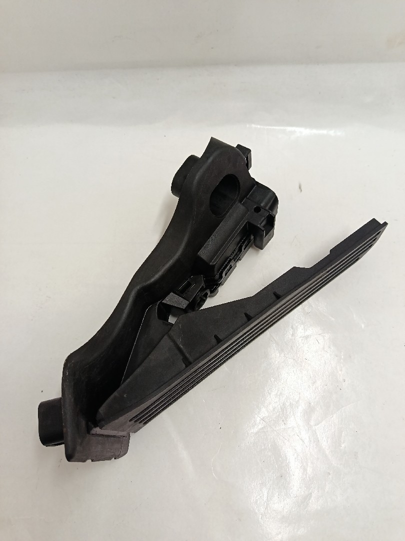 Pedal do acelerador VOLKSWAGEN Passat Variant (3C5) Imagem-1