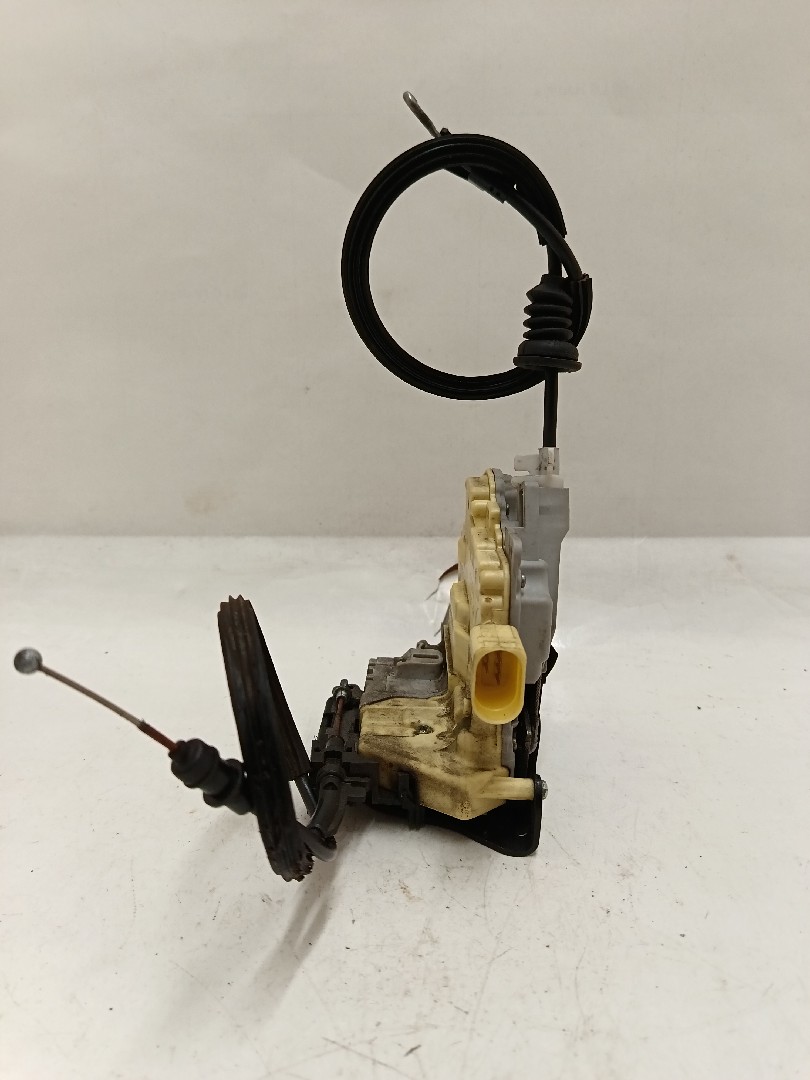 Fechadura / fecho porta frente direito VOLKSWAGEN Passat Variant (3C5) Imagem-2