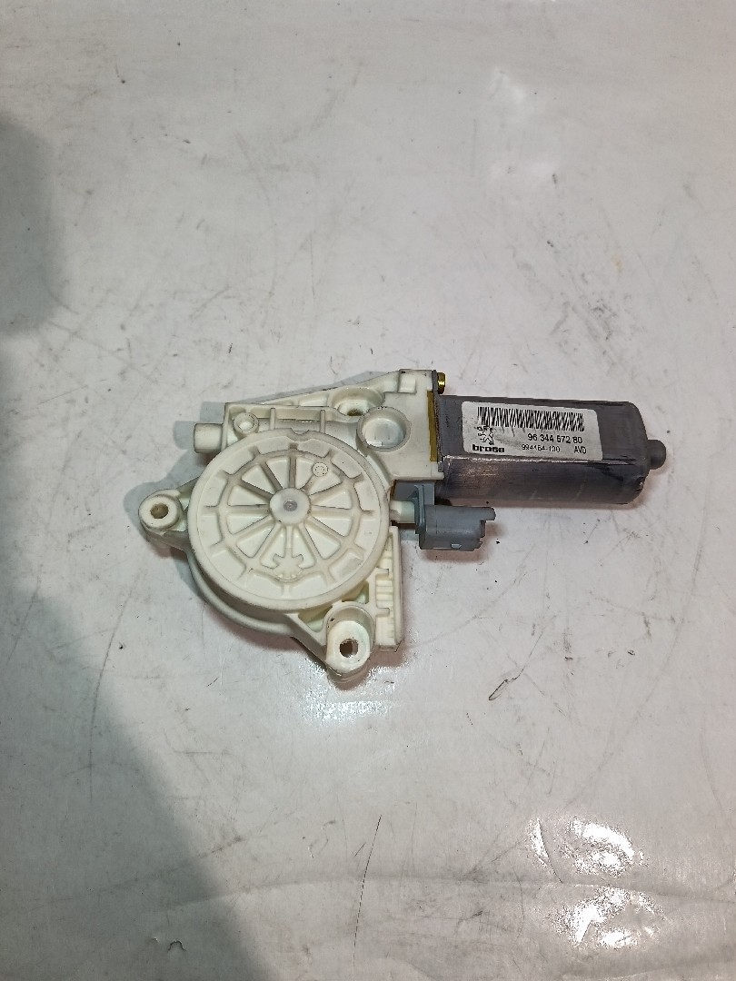 Elevador vidros frente direito PEUGEOT - ID S_398