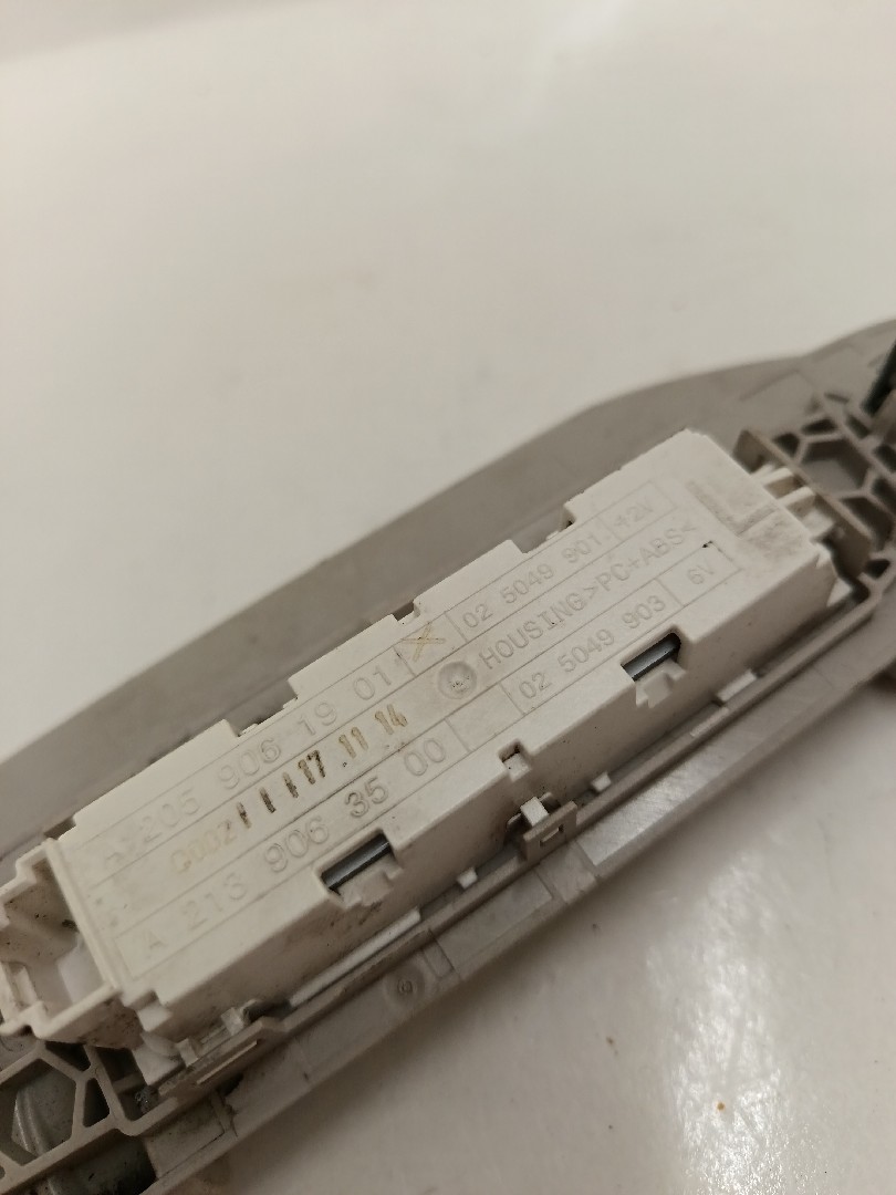 Pega interior porta trás esquerda MERCEDES-BENZ Classe C Carrinha (S205) Imagem-6