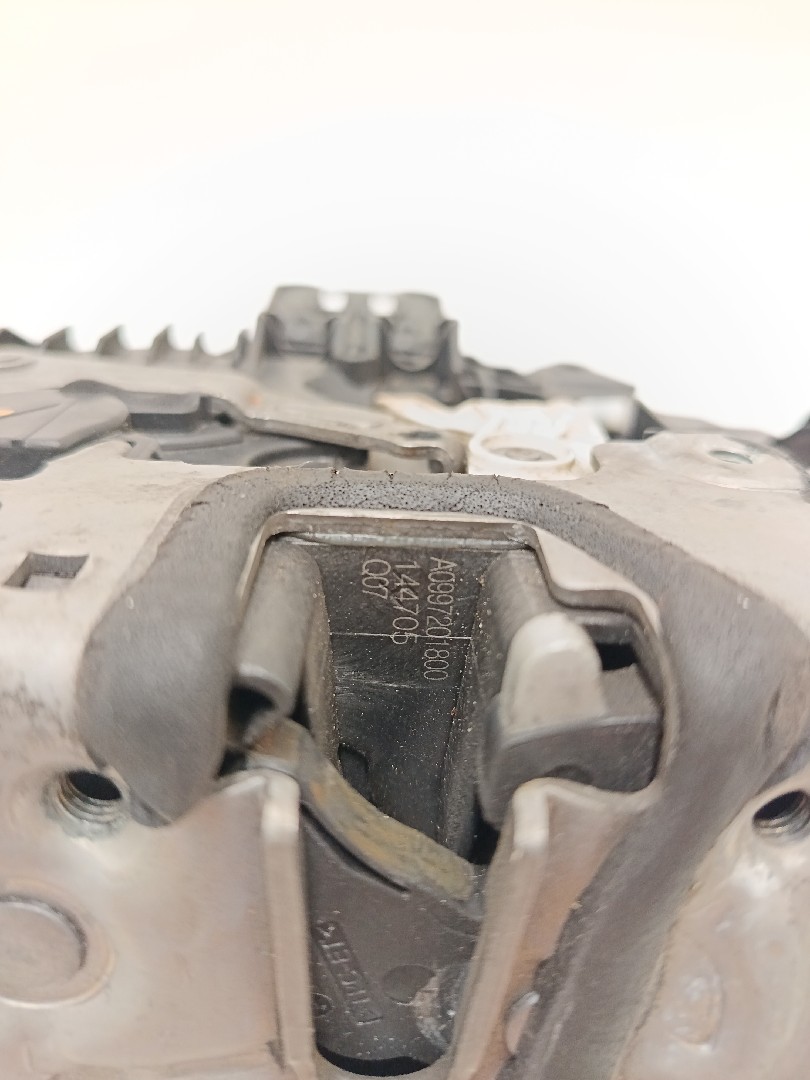 Fechadura / fecho porta frente direito MERCEDES-BENZ Classe C Carrinha (S205) Imagem-8