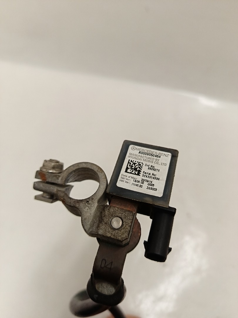 Terminal / cabo negativo da bateria MERCEDES-BENZ Classe C Carrinha (S205) Imagem-2