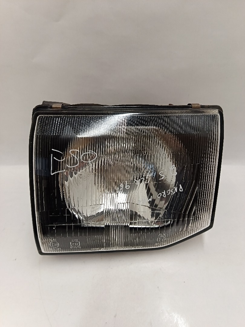 Left Headlight MITSUBISHI - ID S_4050