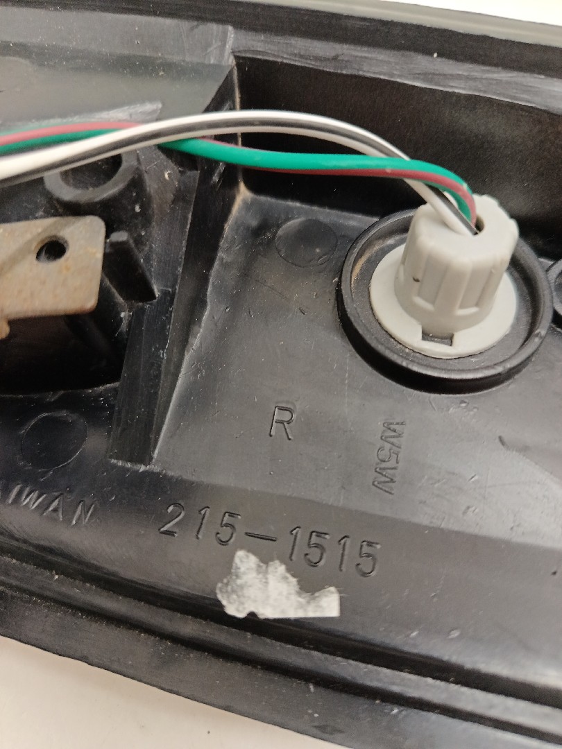 Pisca frente direito NISSAN Pick Up II (D21) Imagem-2