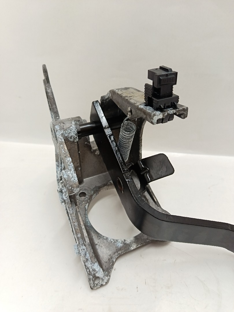 Pedal da embraiagem MINI Mini Countryman (R60) Imagem-2