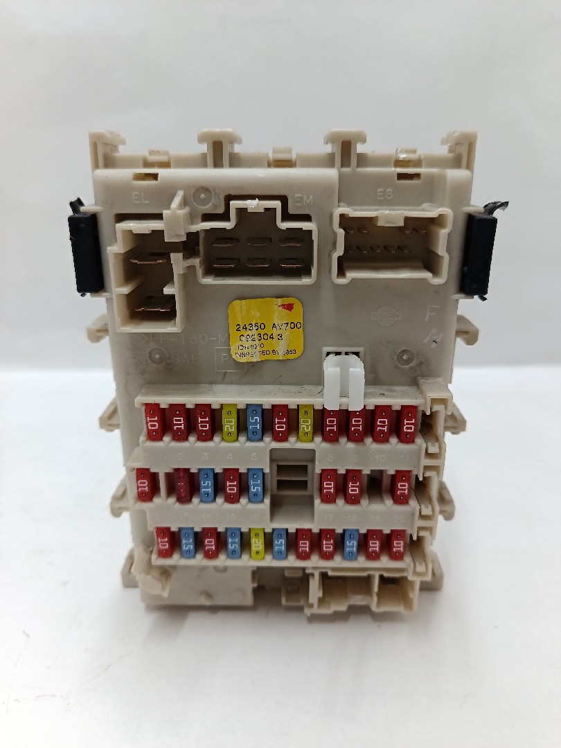 Caixa fusíveis / SAM / BSI NISSAN Primera Sedan (P12) Imagem-2