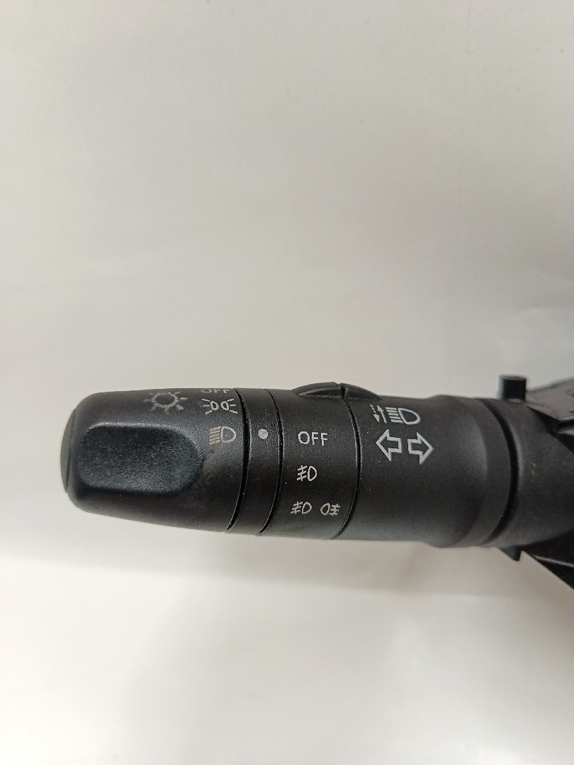 Manípulo do limpa vidros NISSAN Primera Sedan (P12) Imagem-2