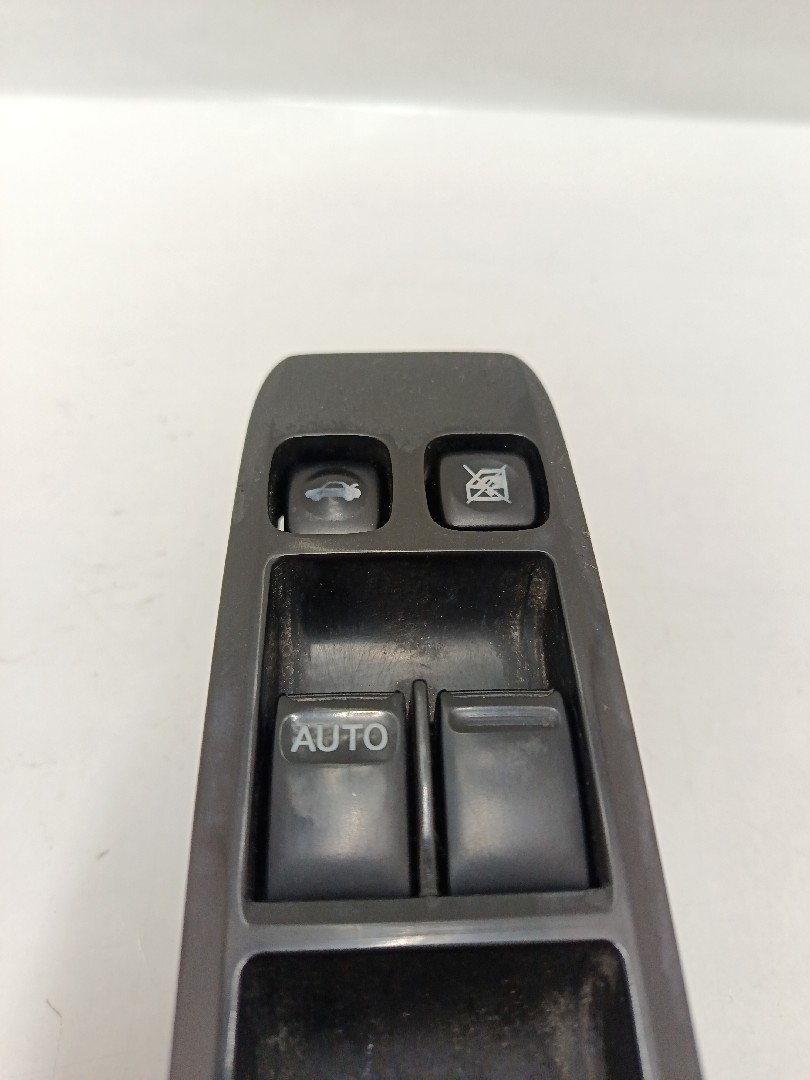 Comando / botão / interruptor vidros frente esquerdo NISSAN Primera Sedan (P12) Imagem-1