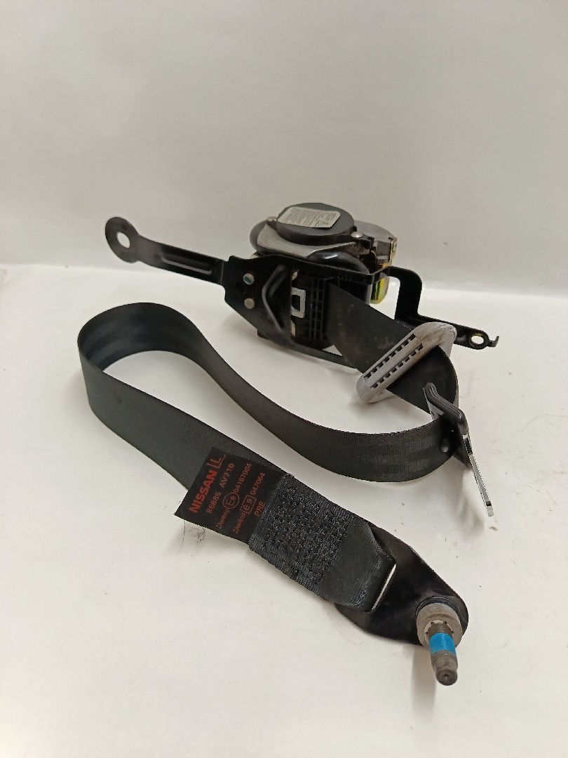 Cinto frente esquerdo NISSAN - ID S_4299