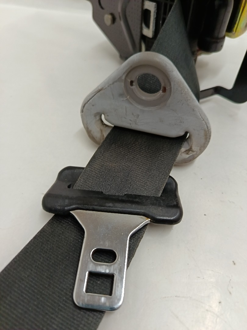 Cinto frente esquerdo NISSAN Primera Sedan (P12) Imagem-3