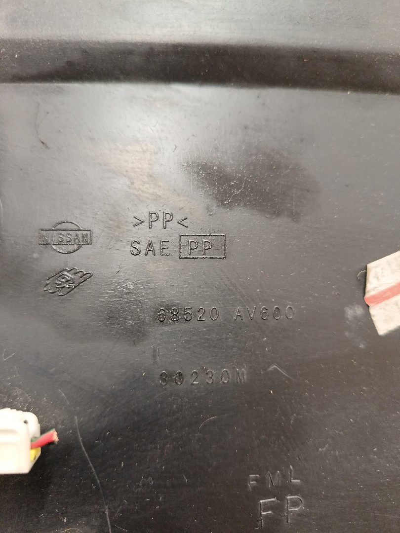 Porta luvas NISSAN Primera Sedan (P12) Imagem-3