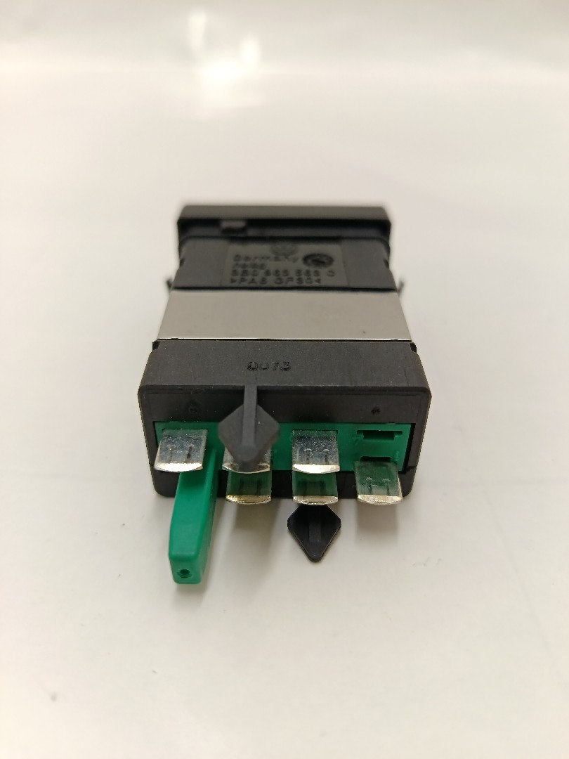 Botão / interruptor aquecimento de bancos VOLKSWAGEN Passat Variant (3B6) Imagem-1